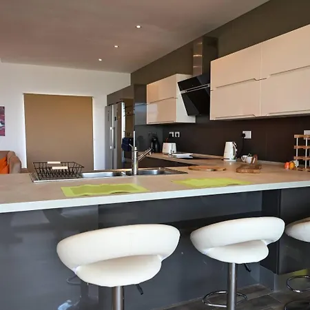 Spacious And 2bed By Homely ! Appartement