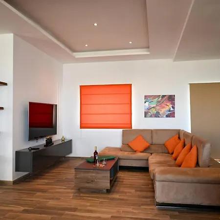 Spacious And 2bed By Homely ! * Меллиеха