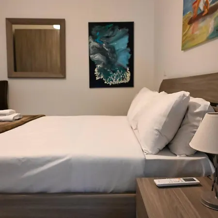 Spacious And 2bed By Homely ! *