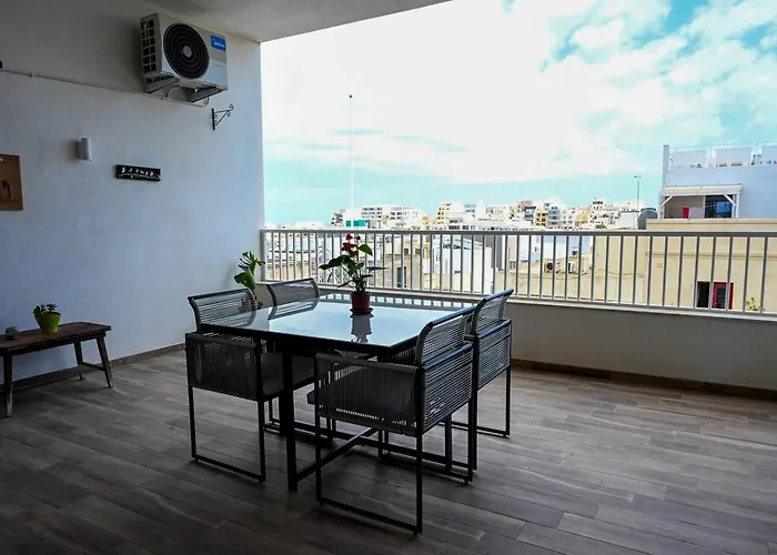 Spacious And 2bed By Homely ! Apartament *
