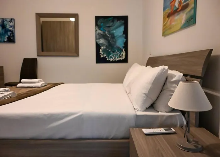 Spacious And 2bed By Homely ! *