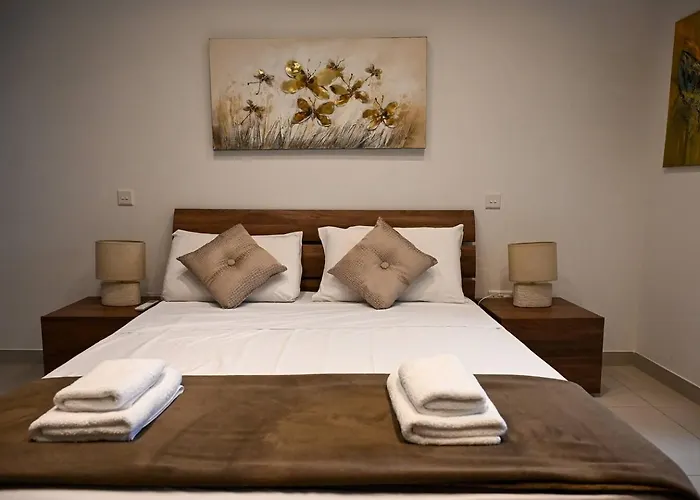 Spacious And 2bed By Homely ! 公寓